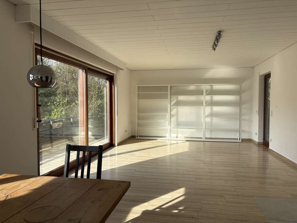 Immobilie in Ammerbuch - Ideal für Eigennutzer und Kapitalanleger 
3-Familienhaus mit attraktiven Mieteinnahmen - Bild 3