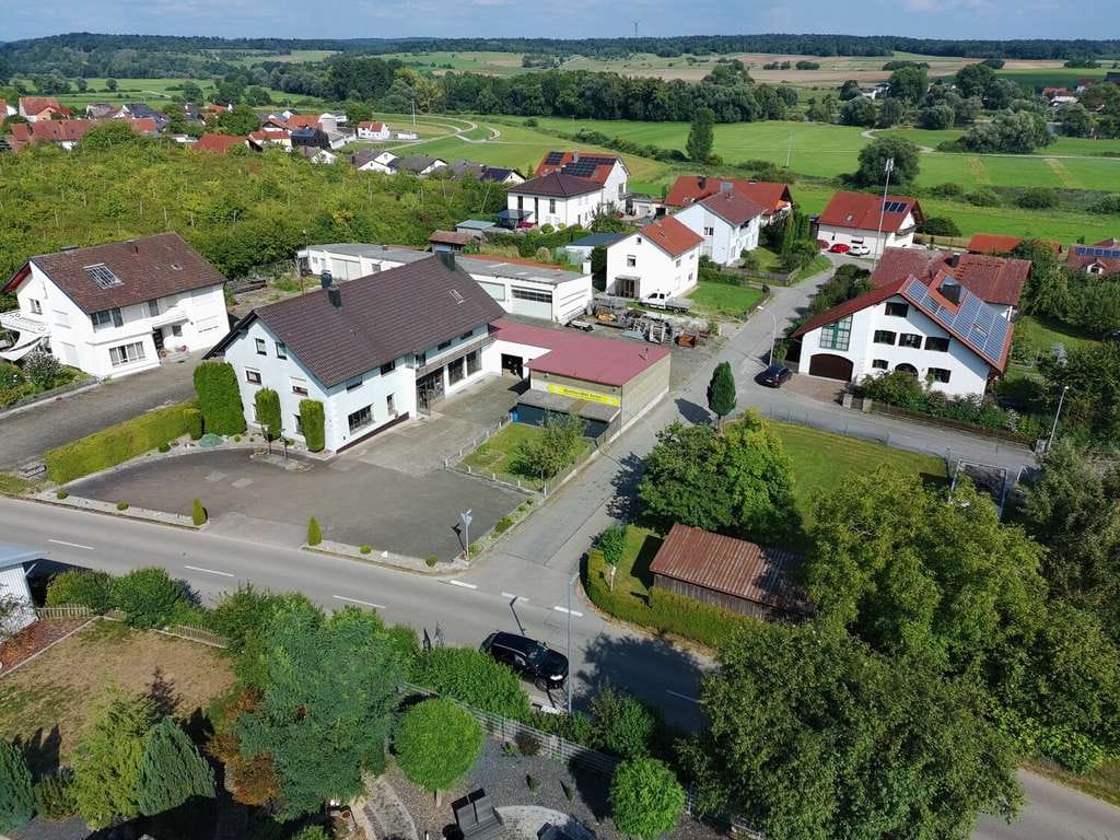 Immobilie in Neustadt an der Donau - Wohn- und Gewerbeobjekt in Hienheim - Bild 2