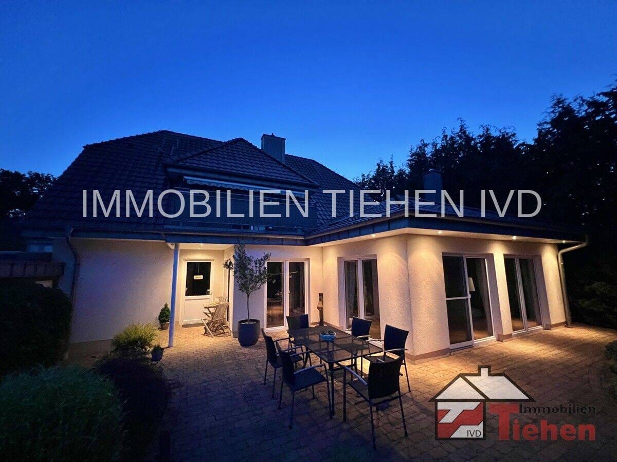 Immobilie in Klein Berßen - PLATZ FÜR 2 FAMILIEN!  Voll renoviert mit Doppelgarage und Doppelcarport - PROVISIONSFREI! - Bild 2