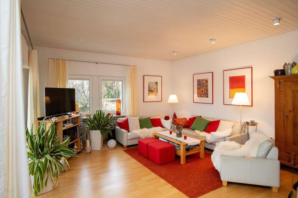 Immobilie in Sachsen bei Ansbach - Ein Zuhause zum Ankommen: Stilvolles Einfamilienhaus mit viel Raum und Privatsphäre - Bild 3