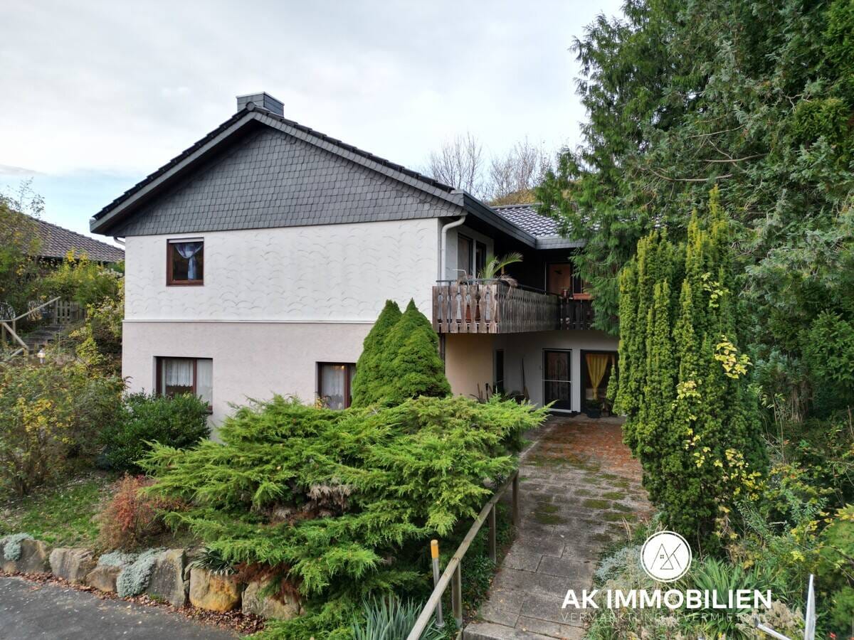 Immobilie in Bodenwerder - Zweifamilienhaus/Einfamilienhaus mit Einliegerwohnung in Bodenwerder-Linse - Bild 0