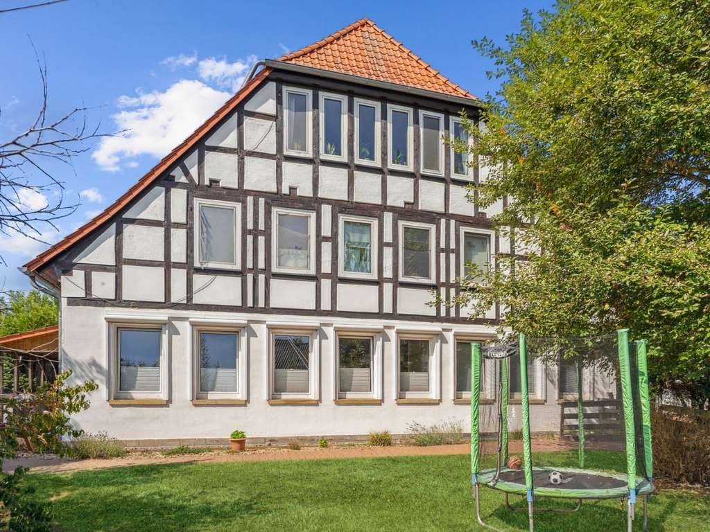 Immobilie in Petershagen - Gemütliche 2-Zimmer-Dachgeschosswohnung in naturnaher Lage von Petershagen - Bild 0