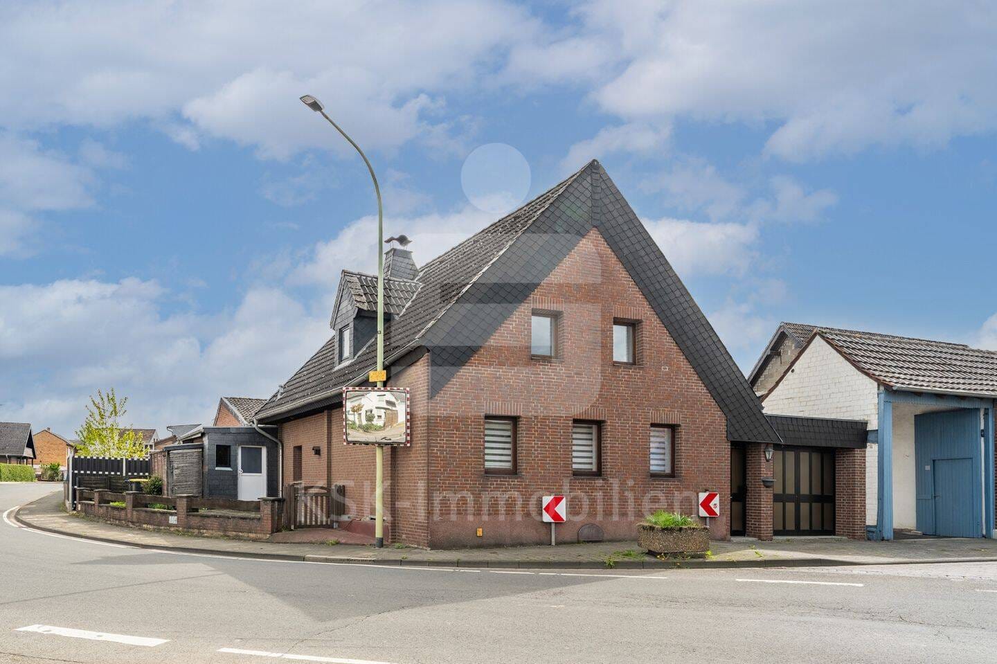 Immobilie in Vettweiß - Ein Haus wie kein zweites - Fachwerk trifft Lebensgefühl. - Bild 0