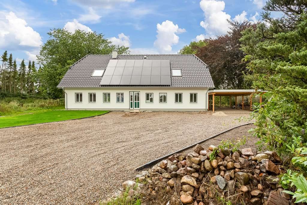 Immobilie in Loit - Wohnen statt nur Urlaub machen: Ehemaliges Bauernhaus wird zu Ihrem neuen Wohnhaus - Bild 1