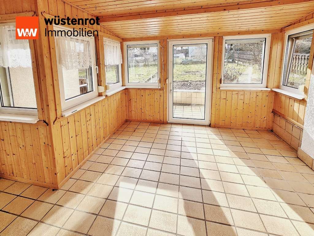 Immobilie in Büdingen - Paradies für 2 (Familien)! Büdingen OT, ca. 250 m² Wfl, 2 Kamine, Feldrandlage, 3 Garagen & Wallbox! - Bild 3