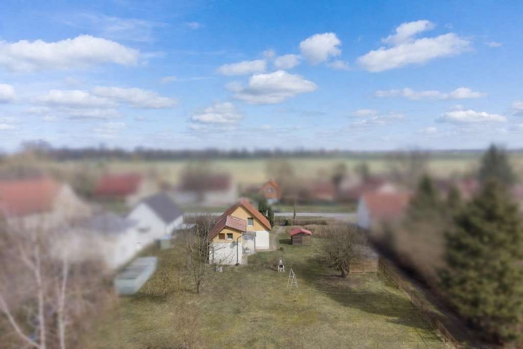 Immobilie in Neuruppin - KENSINGTON - Exklusiv - viele Zimmer und viel Garten in Karwe in Sichtweite des Ruppiner Sees - Bild 2