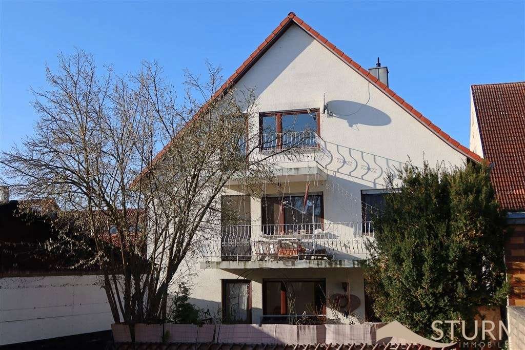 Immobilie in Reichenberg - Reizvolles Ensemble - Wohnhaus mit drei Einheiten, ehemalige Reithalle, Nebengebäude, Hof-und Garten - Bild 0