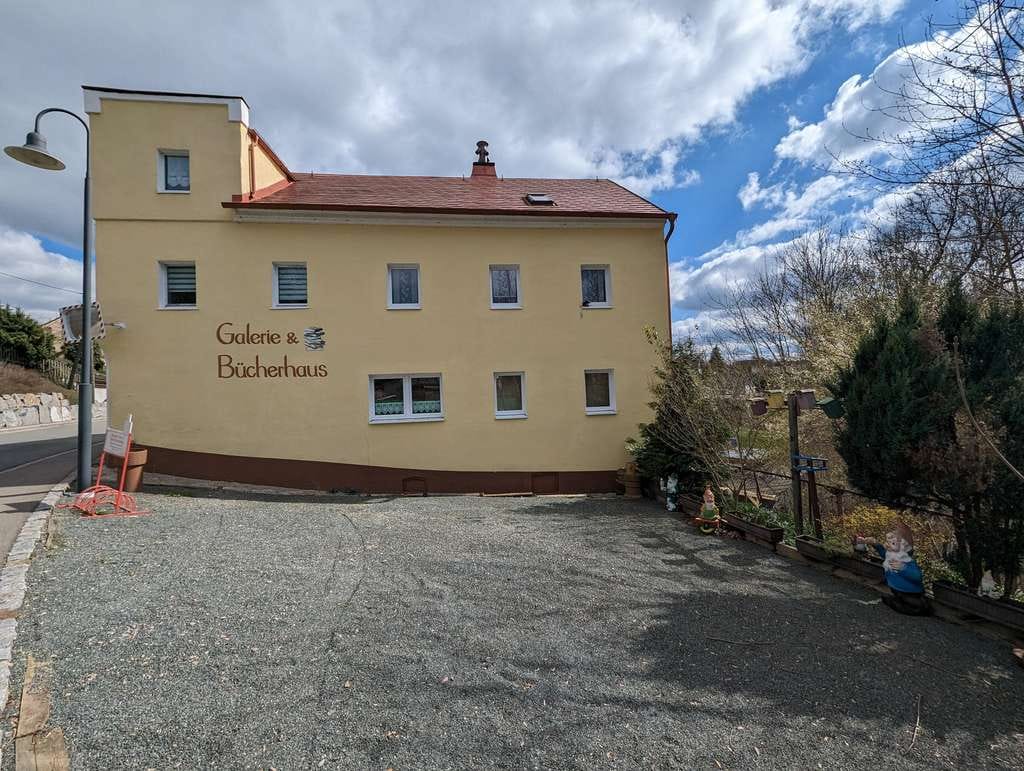 Immobilie in Reinsdorf - Einziehen statt warten: ins Wohnglück mit Wintergarten - Bild 1