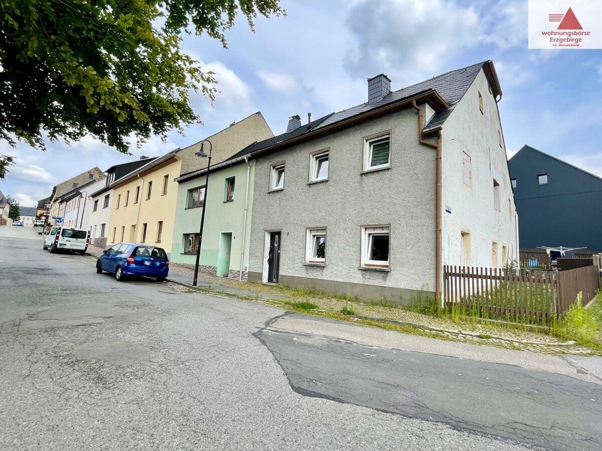 Immobilie in Sayda - Teilsaniertes Reihenendhaus mit Garage und extra Garten in Sayda - Bild 0