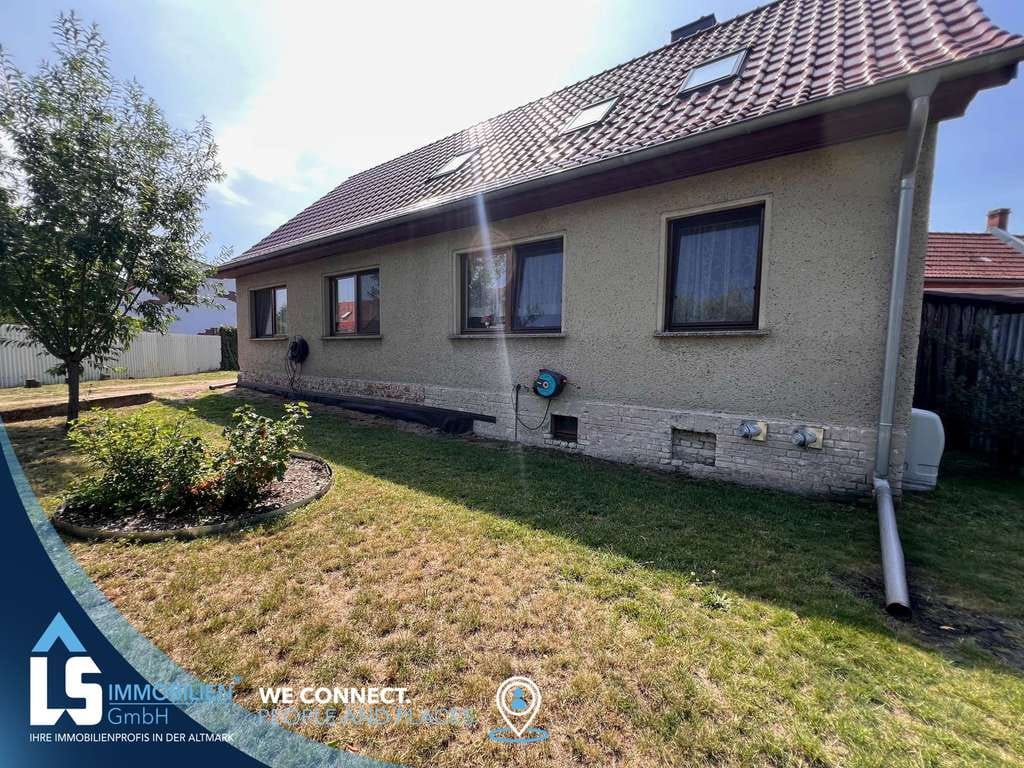 Immobilie in Tangerhütte - Modernisiertes Haus wartet auf seinen letzten Schliff. Großzügiges Haus in Weißewarte - Bild 0