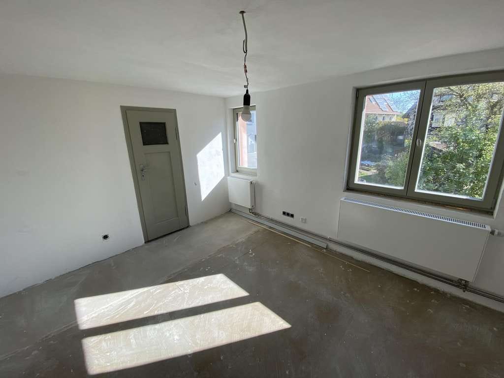 Immobilie in Rottenburg am Neckar - Modernisiertes Haus mit Wärmepumpe für 320.000 bei Herrenberg/ Tübingen - Bild 2
