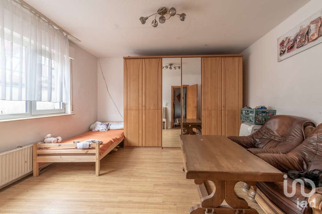 Immobilie in Großkrotzenburg - Viel Platz und sichere Mieteinnahmen - Zweifamilienhaus in Großkrotzenburg - Bild 1