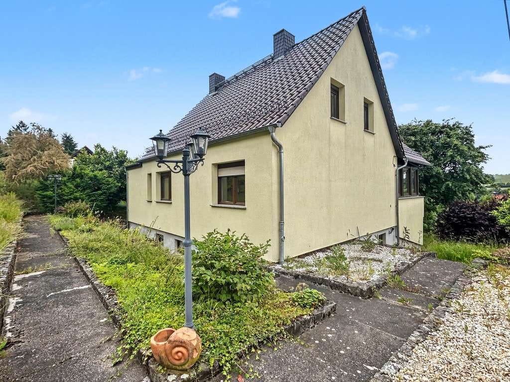 Immobilie in Blankenhain - Schönes Einfamilienhaus - eine Perle am Waldrand in Blankenhain - Bild 1