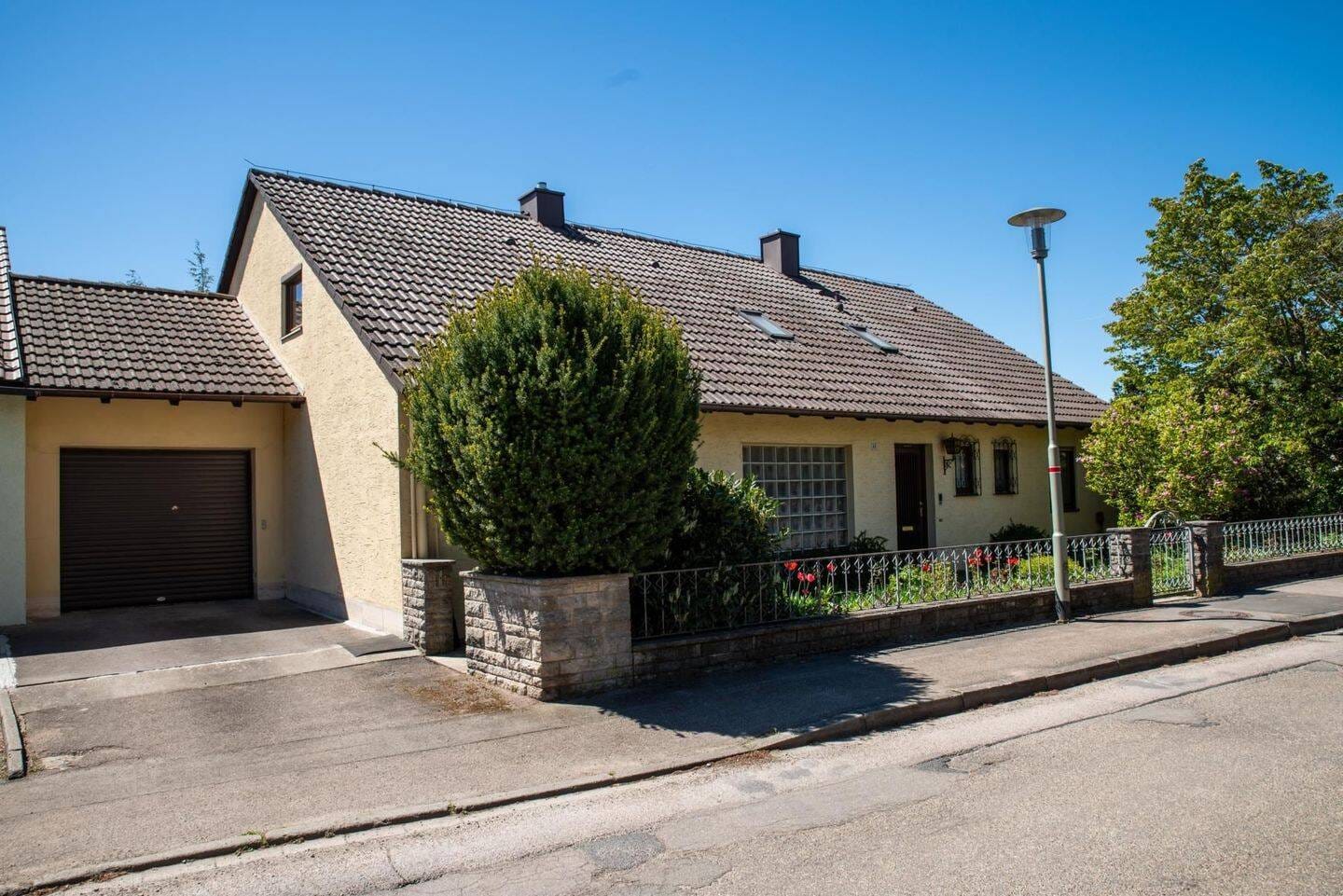 Immobilie in Feuchtwangen - Gepflegtes 2 bis 3 Familienhaus in Feuchtwangen - Bild 3