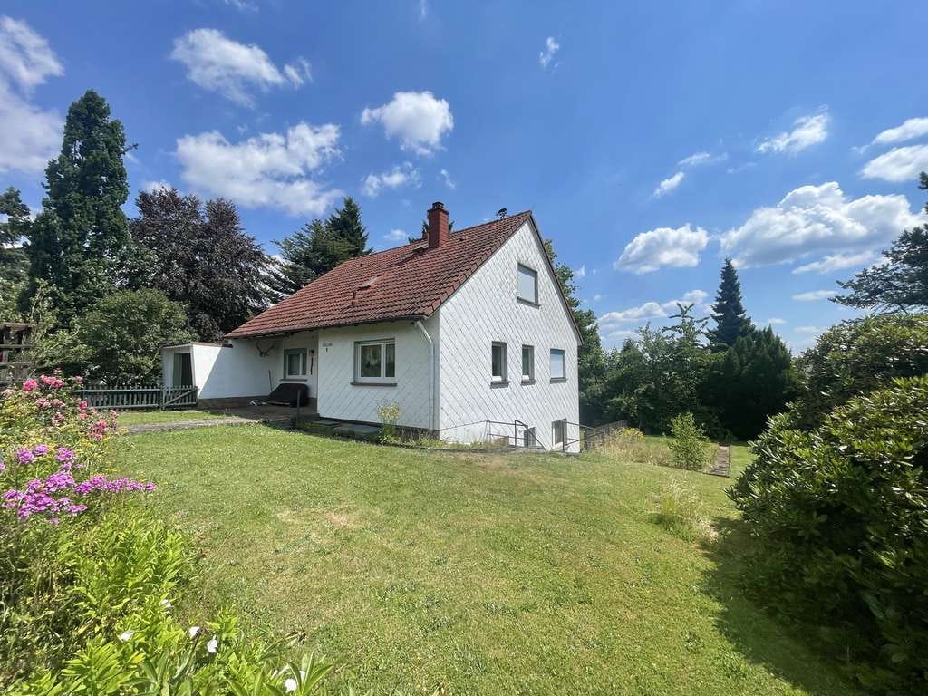Immobilie in Freiensteinau - Wunderbares Einfamilienhaus mit tollem Grundstück in bester Wohnlage von Nieder-Moos! - Bild 3