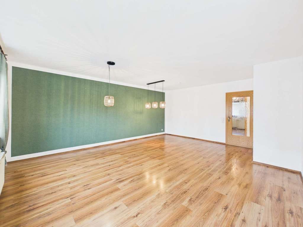Immobilie in Meißenheim - Sonnige 3-Zimmer-EG-Wohnung mit Balkon & 2 Stellplätzen – Ruhige Lage in Meißenheim-Kürzell - Bild 3
