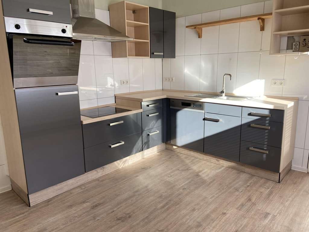 Immobilie in Kirchlinteln - Einfamilienhaus mit großem Hintergarten und viel Abstellraum - Bild 2