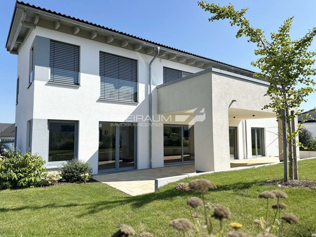 Immobilie in Prichsenstadt - FREIRAUM4 +++ Exklusives Zweifamilienhaus in sonniger Lage von Prichsenstadt! - Bild 0