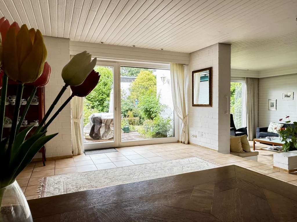 Immobilie in Erkrath - Erkrath-Unterfeldhaus: Bungalow mit Einliegerwohnung – Erbpacht - Bild 2