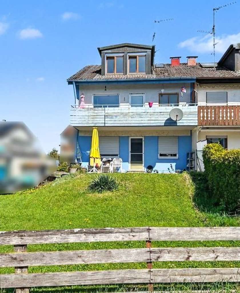 Immobilie in Langenargen - Vermietete Doppelhaushälfte in Langenargen mit Potenzial für bis zu 3 Wohneinheiten - Bild 1