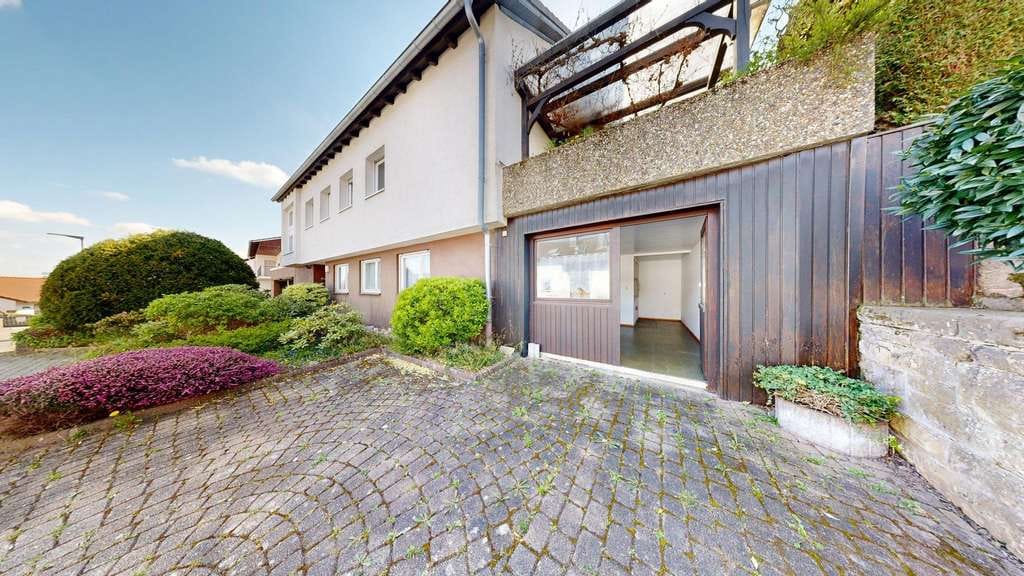 Immobilie in Klingenmünster - ~~ FLEXIBLE NUTZUNG - 1.888QM GRUNDSTÜCK  MIT VIEL PLATZ ZUM WOHNEN, ARBEITEN UND VERMIETEN ~~ - Bild 0
