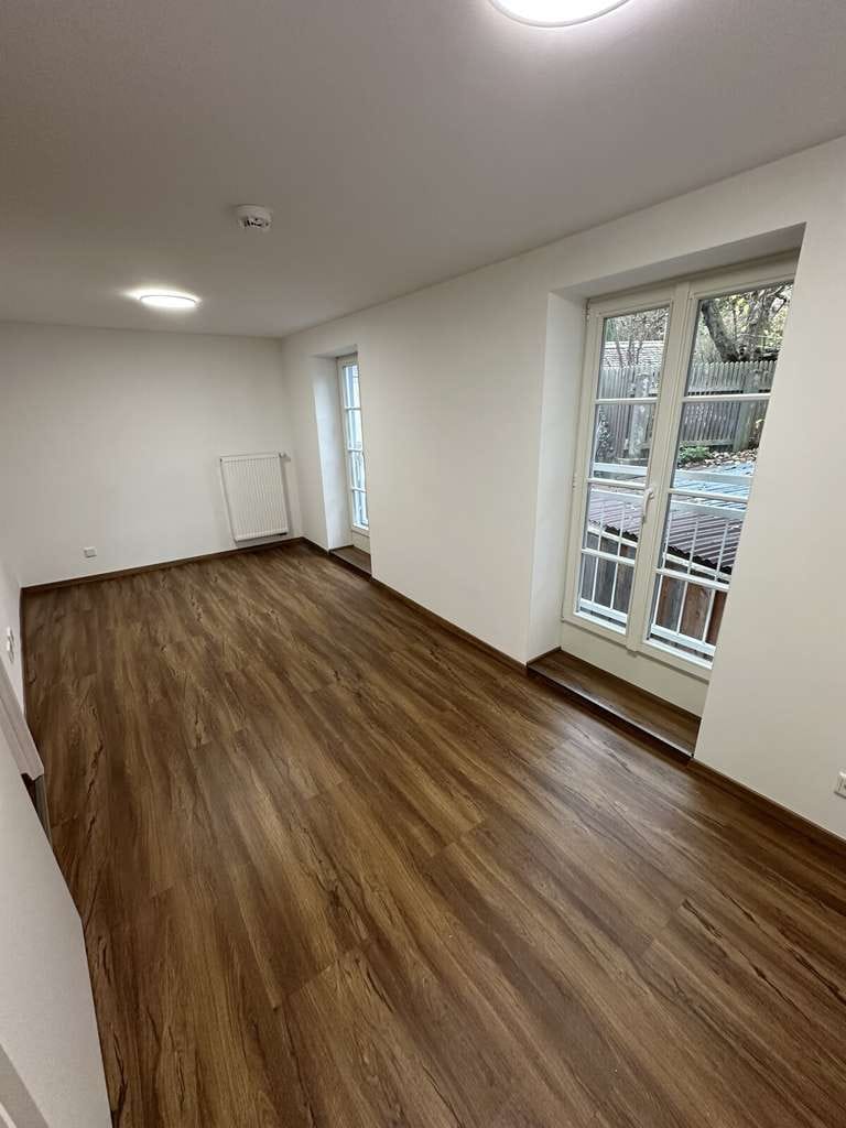 Immobilie in Dinkelsbühl - Denkmalgeschützes modernisiertes Mehrfamilienhaus mit Gewerbeeinheit *komplett vermietet* - Bild 2