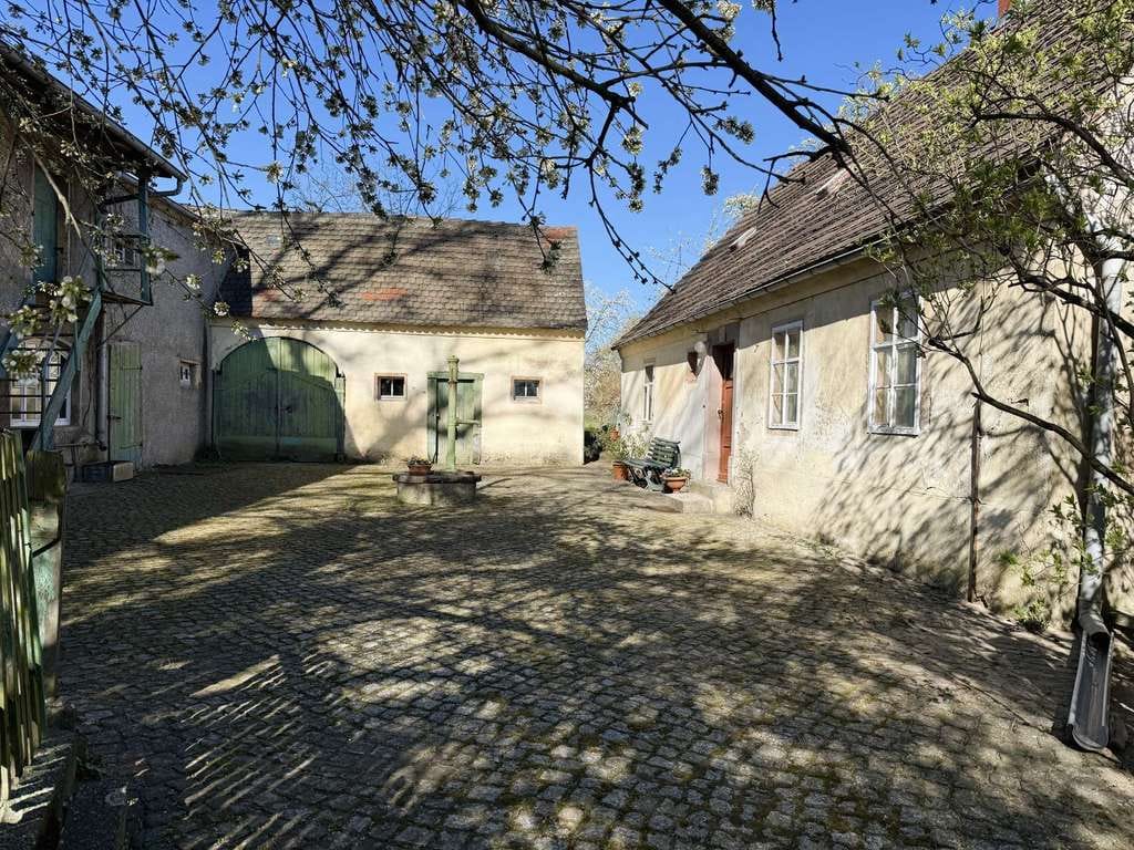 Immobilie in Nünchritz - Zwischen Geschichte und Natur: Denkmalgeschütztes Anwesen mit besonderem Flair in Zschaiten! - Bild 3