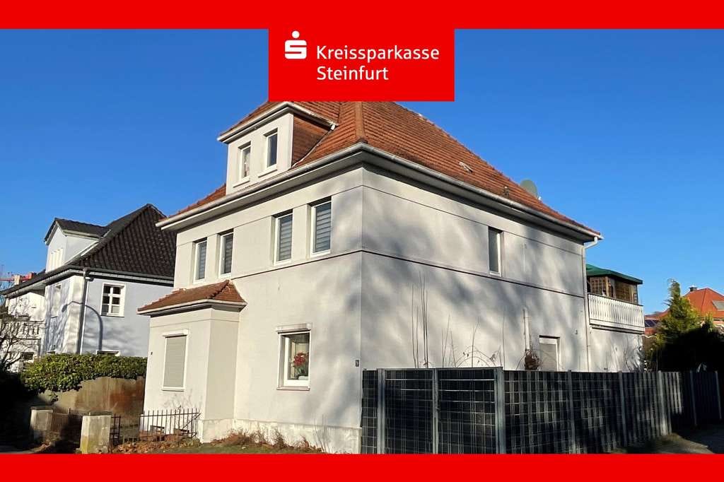 Immobilie in Lengerich - Altbauvilla mit schön viel Platz, großer Dachterrasse und Doppelgarage - Bild 0