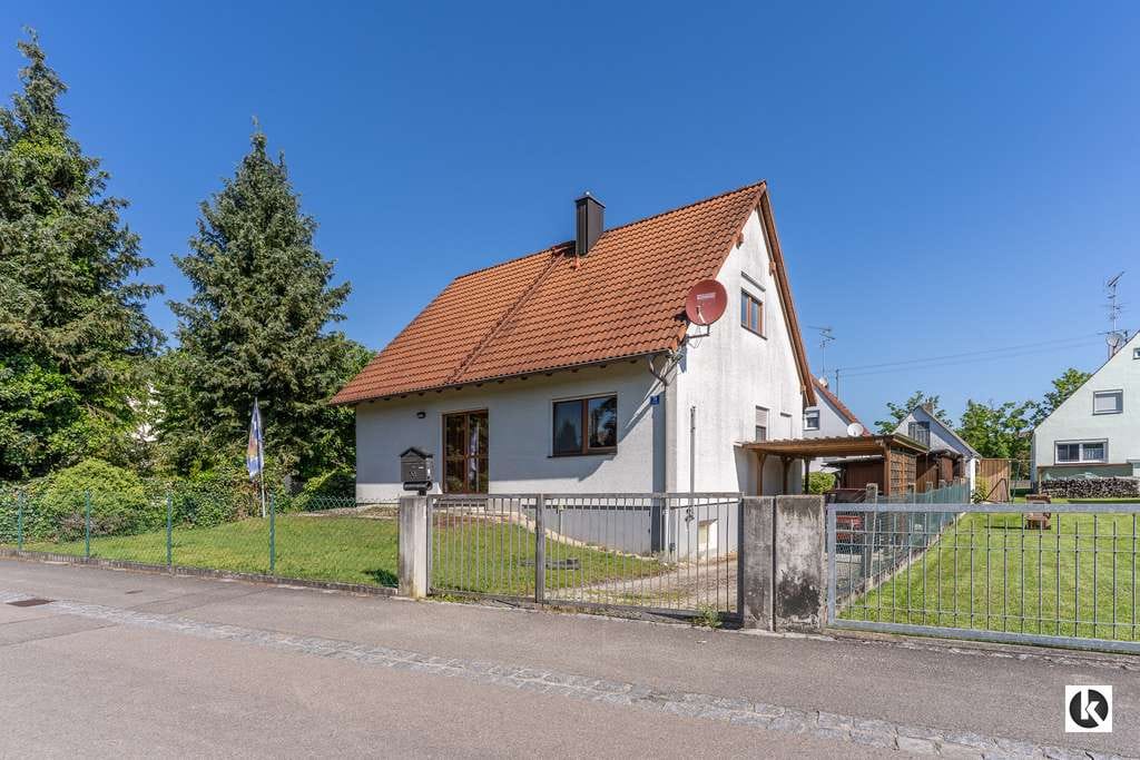 Immobilie in Rain - Solide Basis, großes Potenzial – freistehendes Einfamilienhaus in Rain am Lech - Bild 0