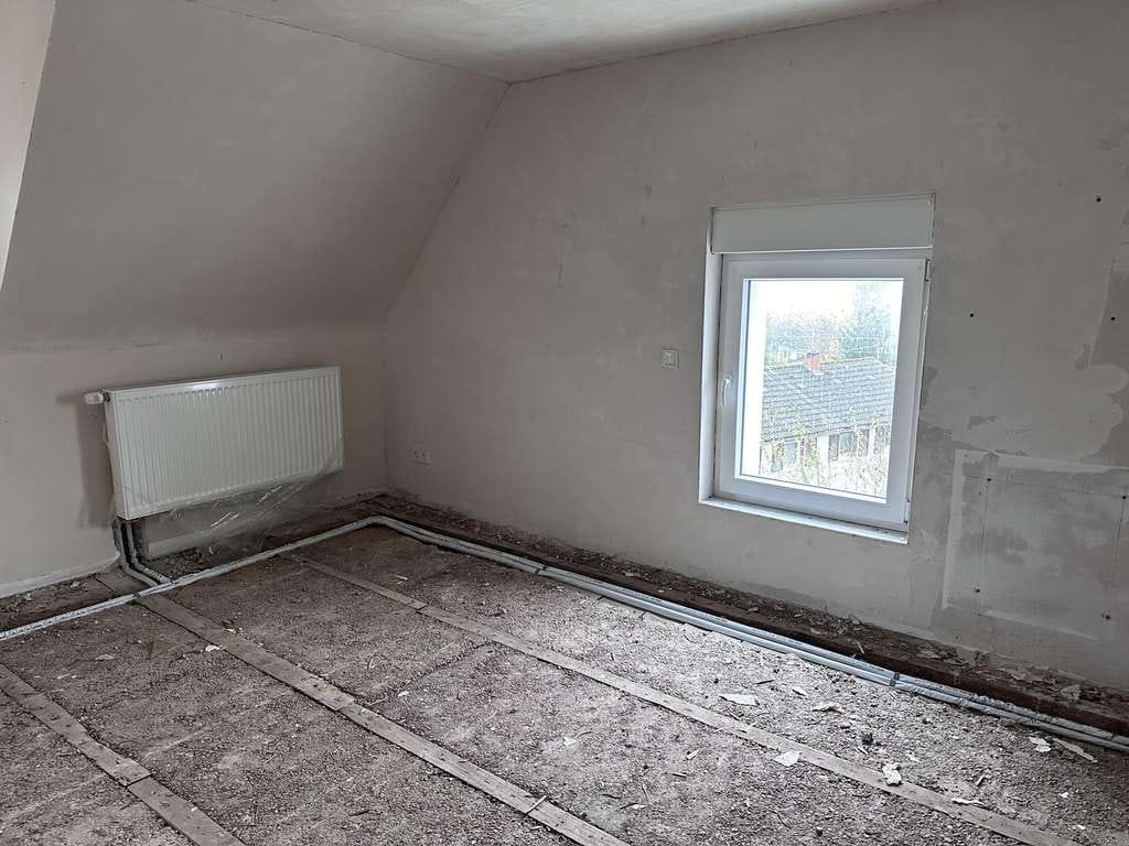 Immobilie in Mehlbach - Mehlbach:
Freistehendes Einfamilienhaus mit PKW-Stellplatz
 - Bild 4