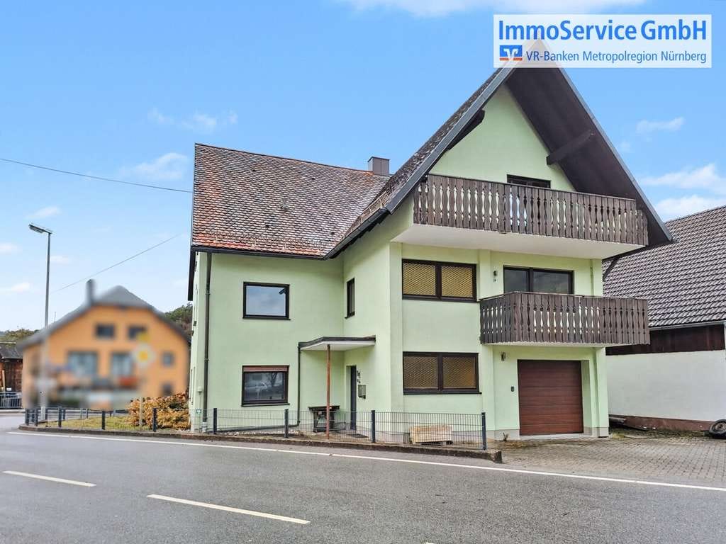 Immobilie in Weigendorf - Renovierungsbedürftiges Zweifamilienhaus mit Einliegerwohnung, Garten und 2 Stellplätzen - Bild 0