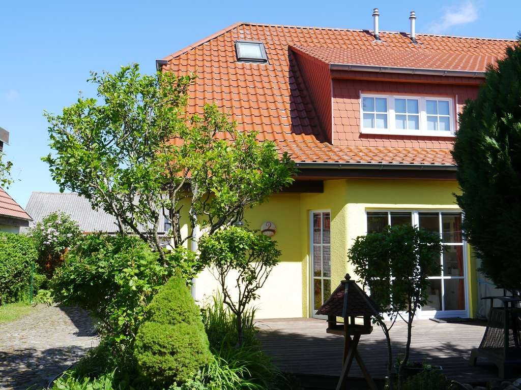 Immobilie in Sagard - Kleine Idylle: Eigenes Haus mit Hof, Garten und Nebengelass - Bild 3