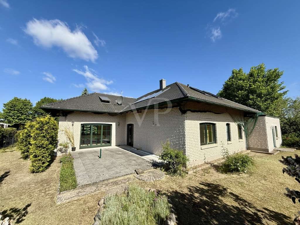 Immobilie in Neu Poserin - wertiges, geräumiges und exklusives Einfamilienhaus im Bungalowstil zw. Goldberg und Plau am See - Bild 3