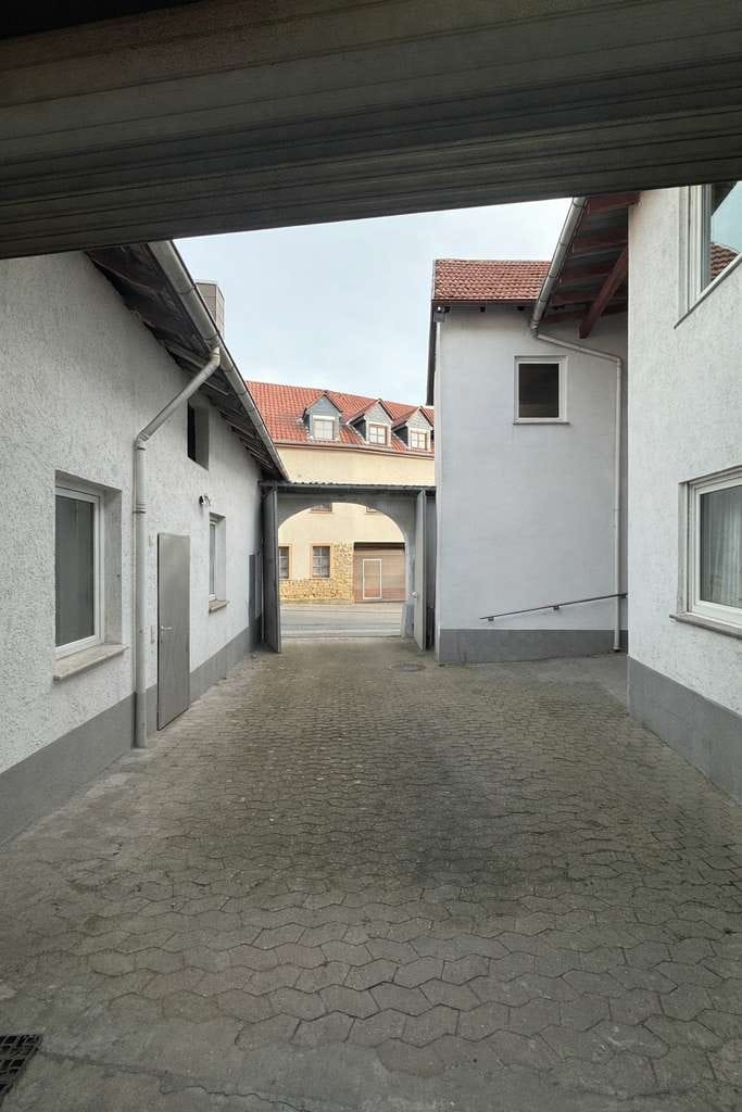 Immobilie in Nieder-Hilbersheim - Charmantes Wohnhaus mit Scheune, Gewölbekellern & Innenhof in Nieder-Hilbersheim - Bild 3