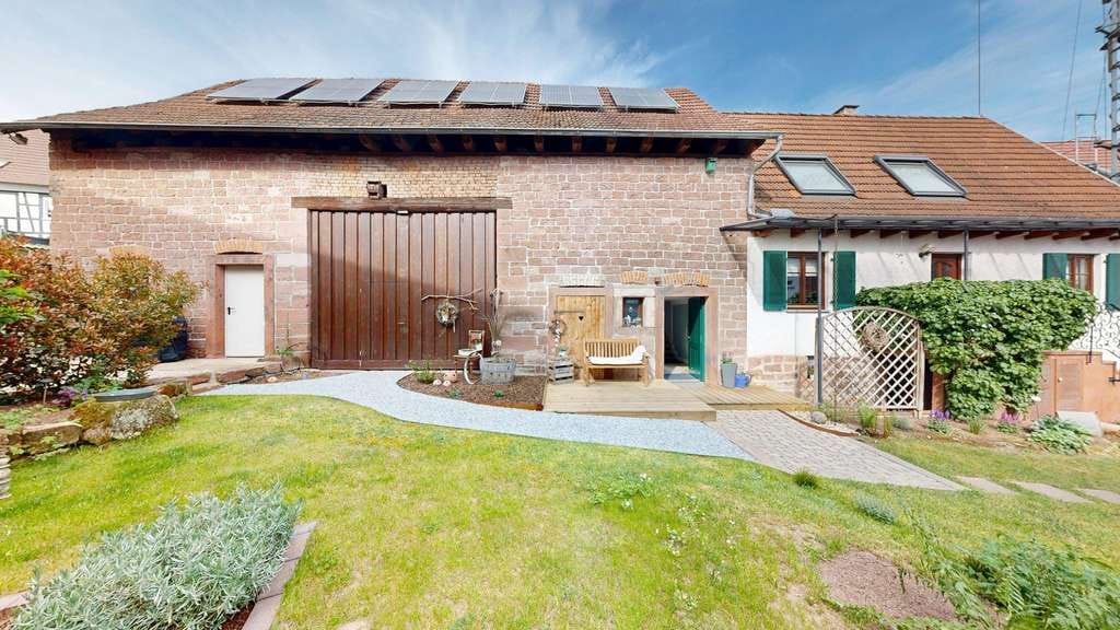 Immobilie in Busenberg - ~~ KLEIN ABER FEIN - LANDHAUS MIT SCHEUNE, GARTEN UND AUSBAUPOTENZIAL ~~ - Bild 0