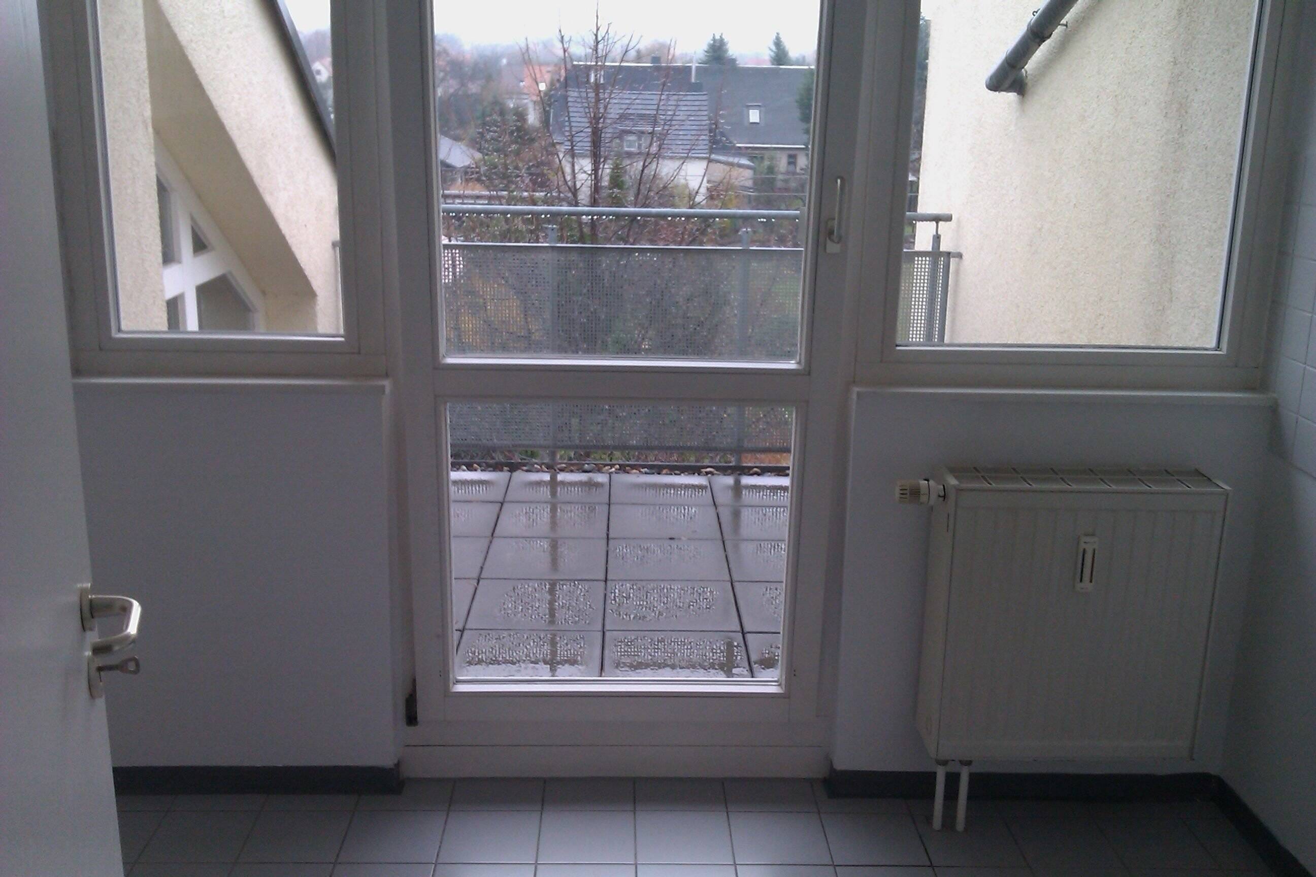 Immobilie in Weinböhla - ETW - Weinböhla bei Dresden, Lindenstr. 14, DG rechts, W 25 mit 2 Balkonen und TG-Stellplatz - Bild 1