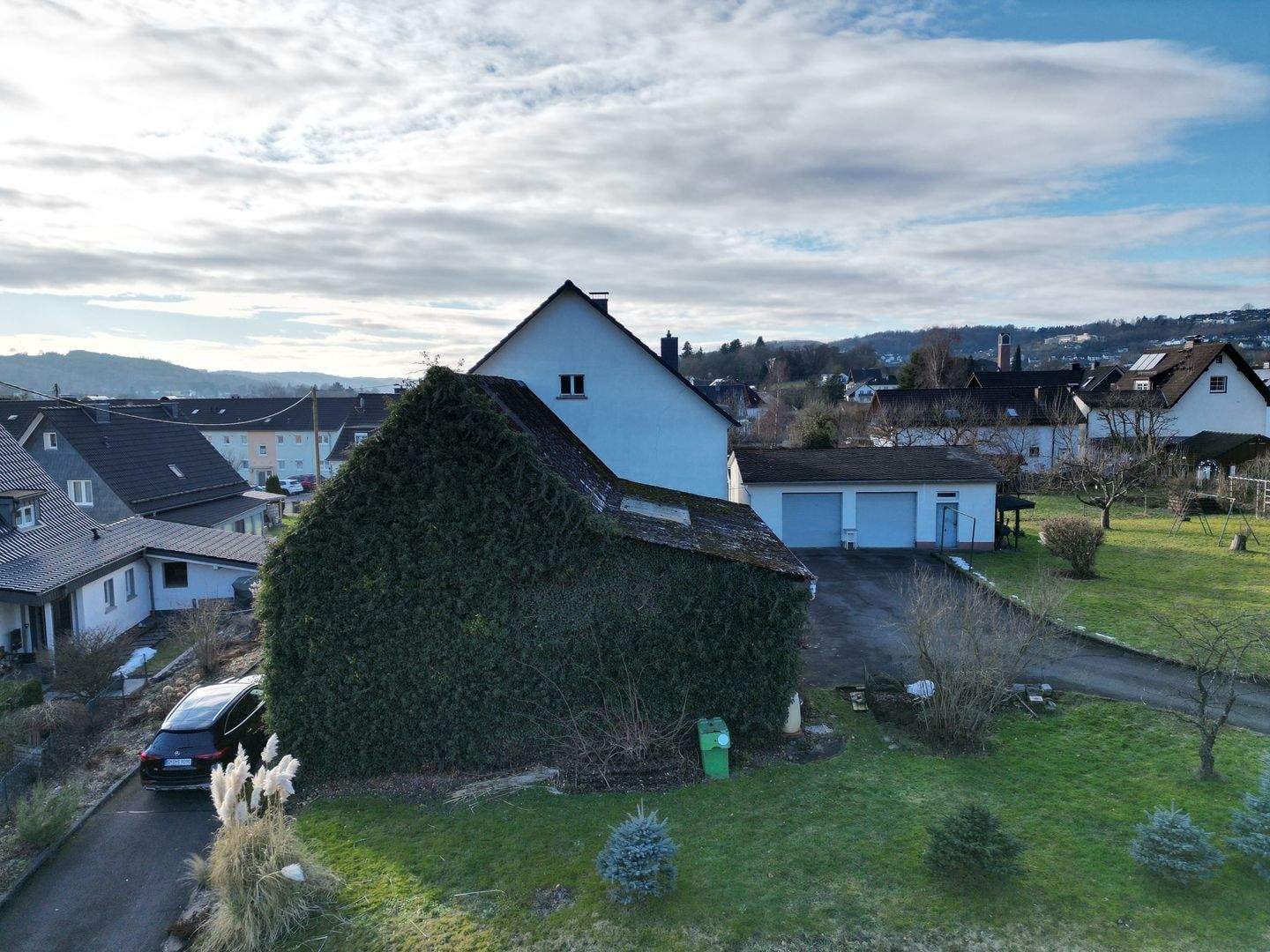 Immobilie in Bergneustadt - Charmantes Einfamilienhaus mit Ausbaupotenzial in ruhiger Lage von Bergneustadt - Bild 3