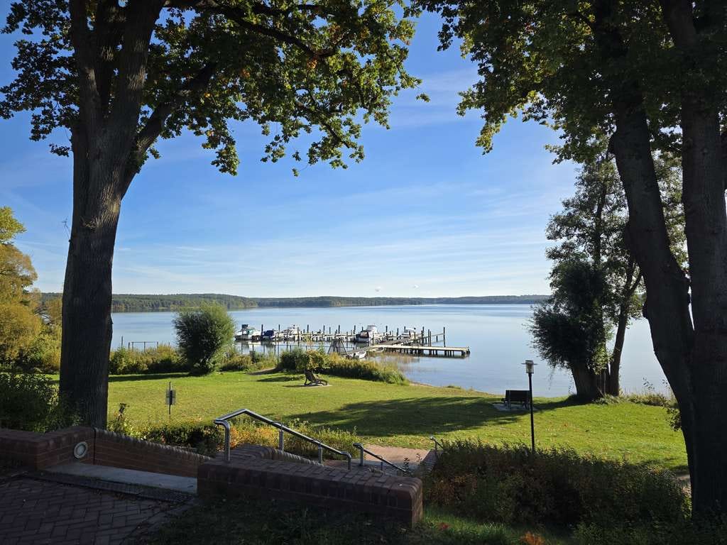 Immobilie in Plau am See - Erdgeschoßwohnung mit Terrasse und Carport am Plauer See - Bild 0