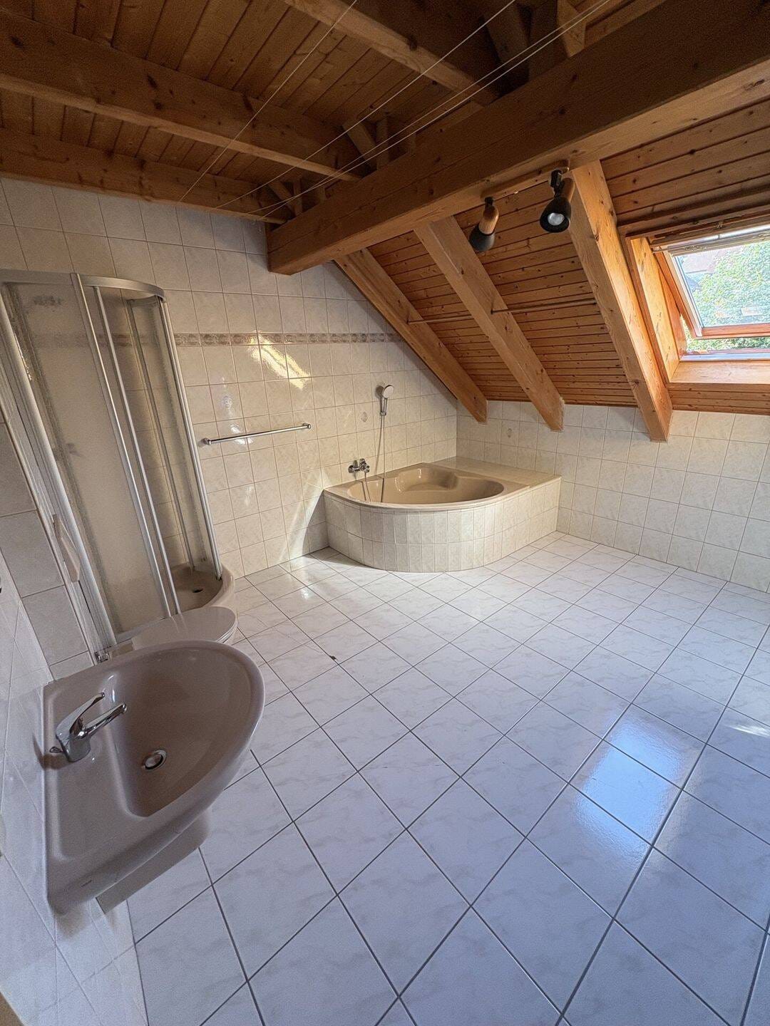 Immobilie in Kranichfeld - Gemütliches Zuhause mit Balkon und Terrasse in ruhiger Lage - Bild 4