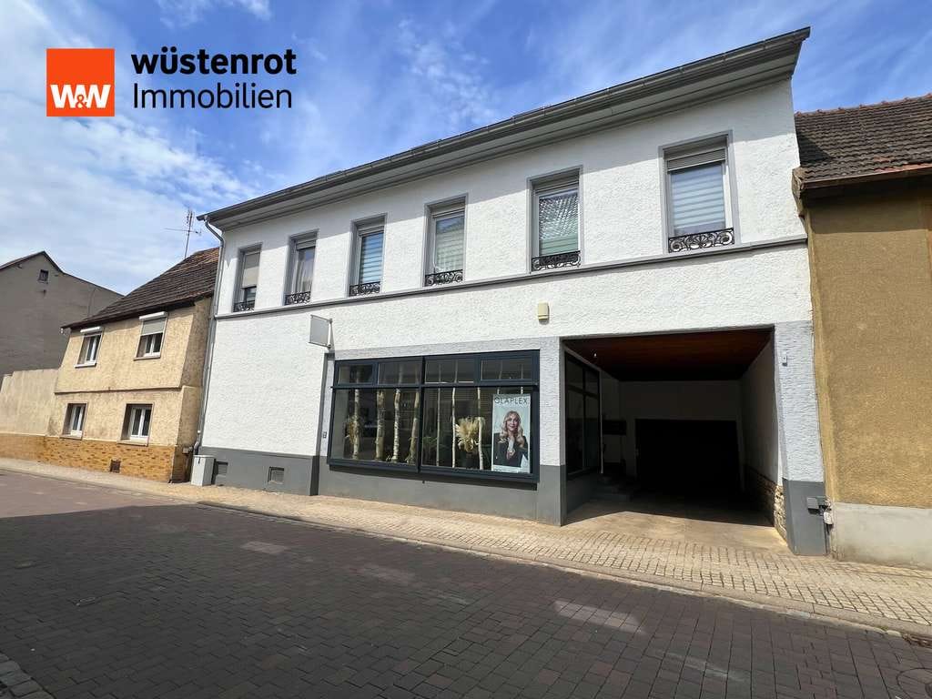 Immobilie in Wörrstadt -  MFH in Wörrstadt: 2 Wohnungen und Gewerbe (Friseursalon) – solide Kapitalanlage - Bild 0