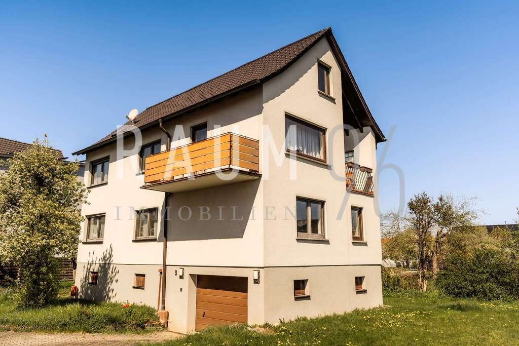 Immobilie in Michelau in Oberfranken - Attraktives Einfamilienhaus mit Potenzial und schönem Garten in ruhiger Wohnlage von Michelau - Bild 0