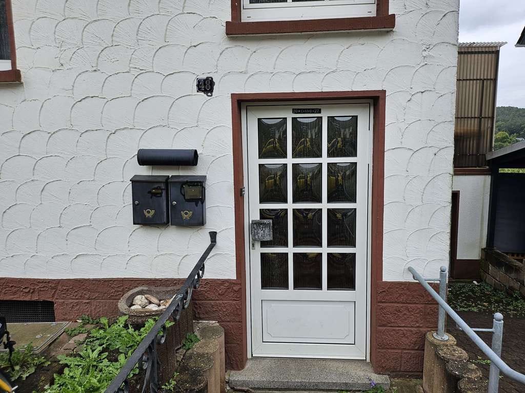 Immobilie in Rodalben - Zweifamilienhaus mit großem Garten und Garage - Bild 3