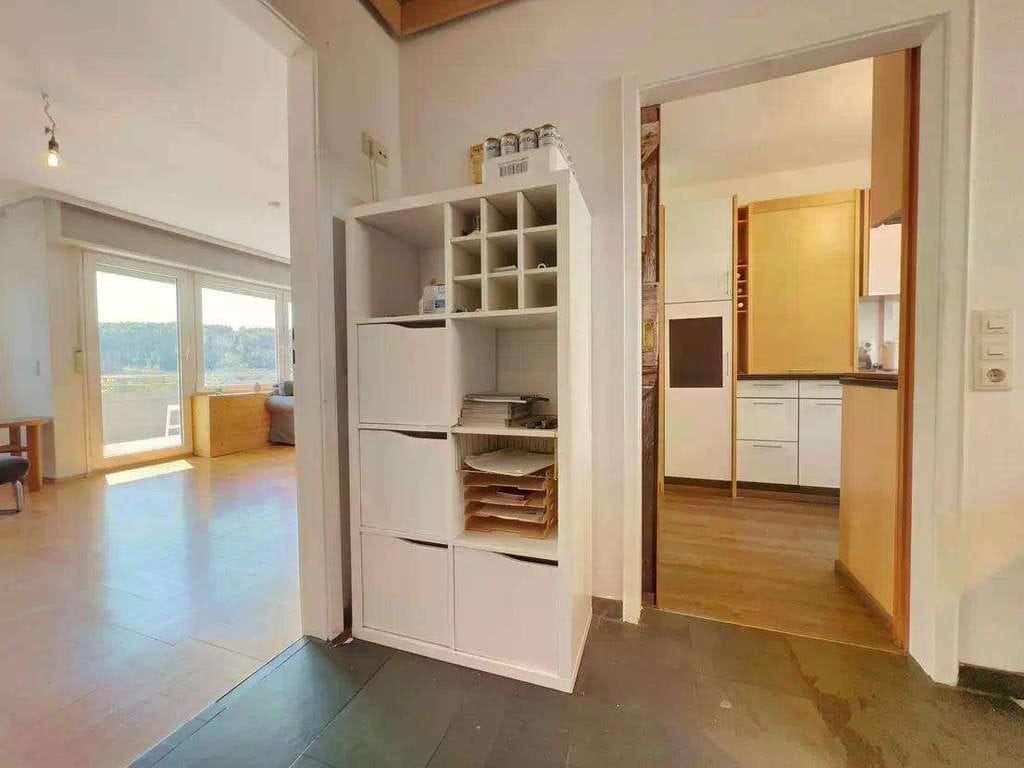 Immobilie in Nagold - Provisionsfrei! Schmuckstück Nagolds! Einfamilienhaus mit Garage, großen Balkon, DG & ELW - Bild 4