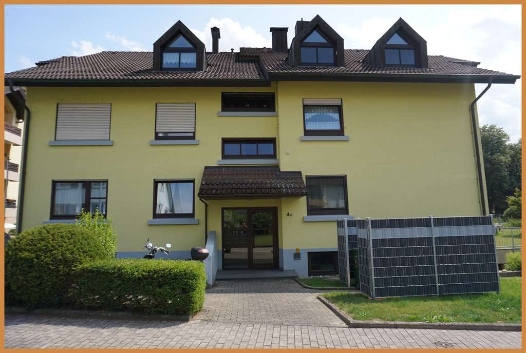 Immobilie in Zell am Harmersbach - Wunderschöne 3,5-Zimmer-Dachgeschosswohnung mit traumhaftem Ausblick in Bestlage zu verkaufen! - Bild 2