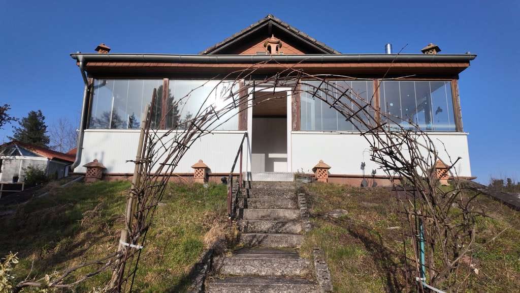 Immobilie in Stelzenberg - Schönes Einfamilienhaus mit Wintergarten, Garage, in Stelzenberg - Bild 3
