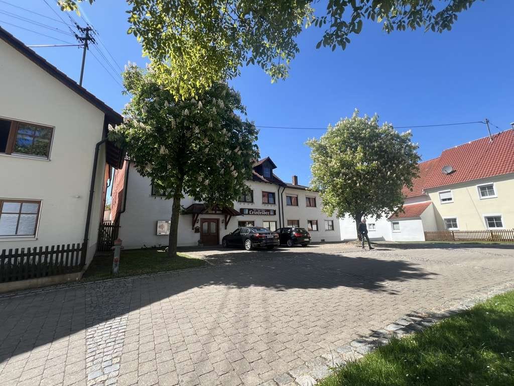 Immobilie in Monheim - Einmalige Chance: 
Traditions-Gasthof „Leinfelder“ in Flotzheim – 
etablierte Veranstaltungslocati - Bild 2