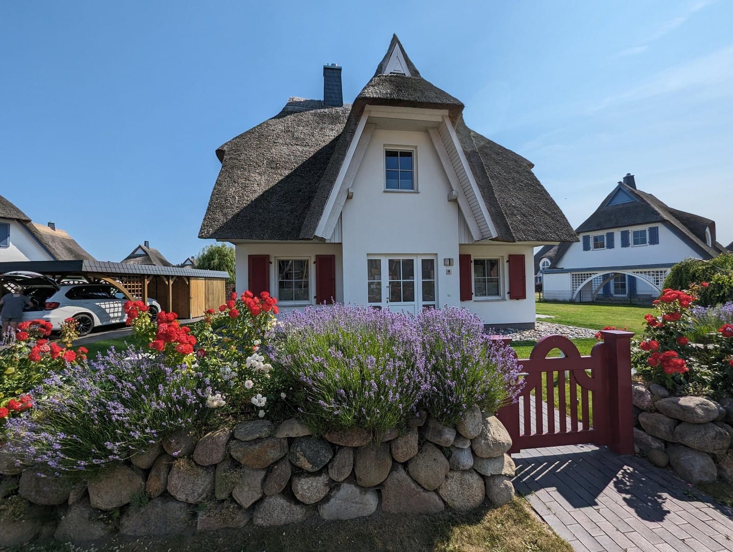 Immobilie in Fuhlendorf - Ferienhaus mit großzügigem Garten am Bodstedter Bodden - Bild 0