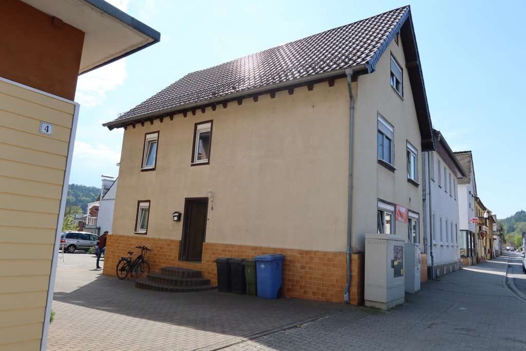 Immobilie in Höchst im Odenwald - Investitionshighlight: 7-Zimmer-Maisonette mit 5,64 % Rendite in Höchst i. Odw. - Bild 1