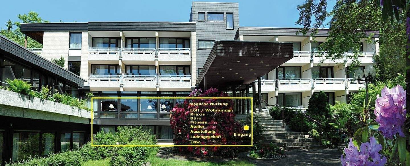 Immobilie in Bad Steben -   378 m²  für Wohnung und / oder gewerbliche Nutzung / Büro / Praxis / Fitness / Atelier / Ausstellung usw. - Bild 0
