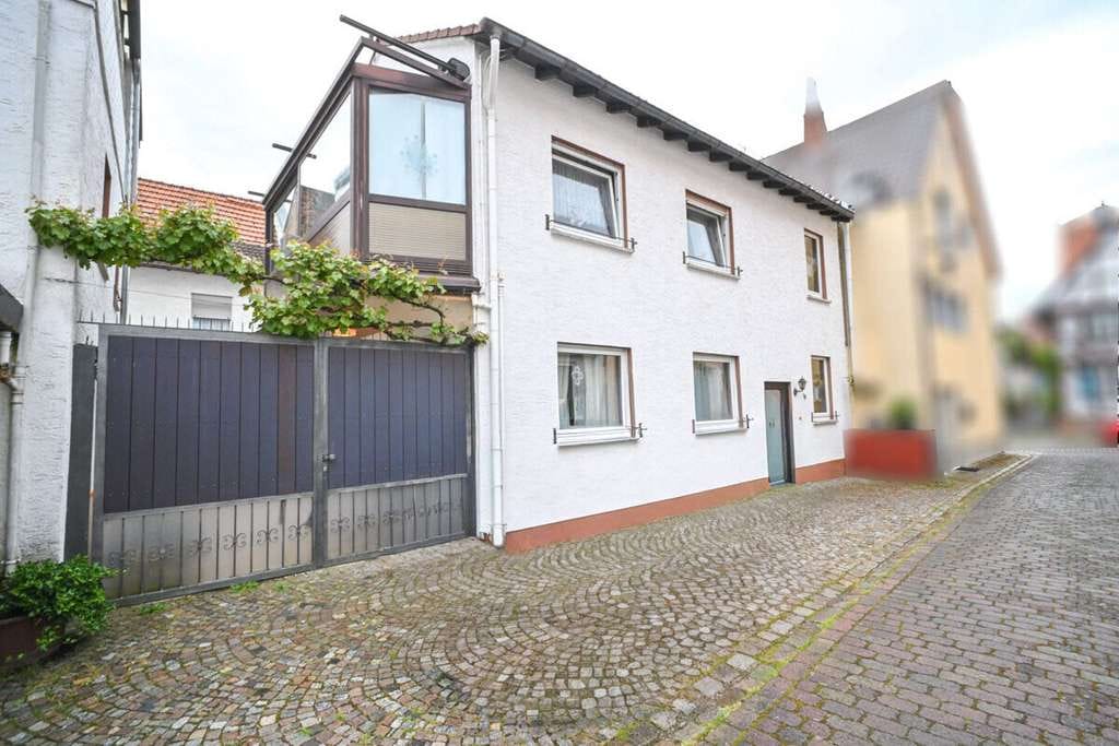 Immobilie in Groß-Umstadt - DIETZ: Gepflegtes Einfamilienhaus mit Nebengebäude, Keller und Stellplatzfläche in Groß-Umstadt! - Bild 2